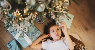 6 Ways to Teach Your Children the True Meaning of Christmas without Spoiling the Magic