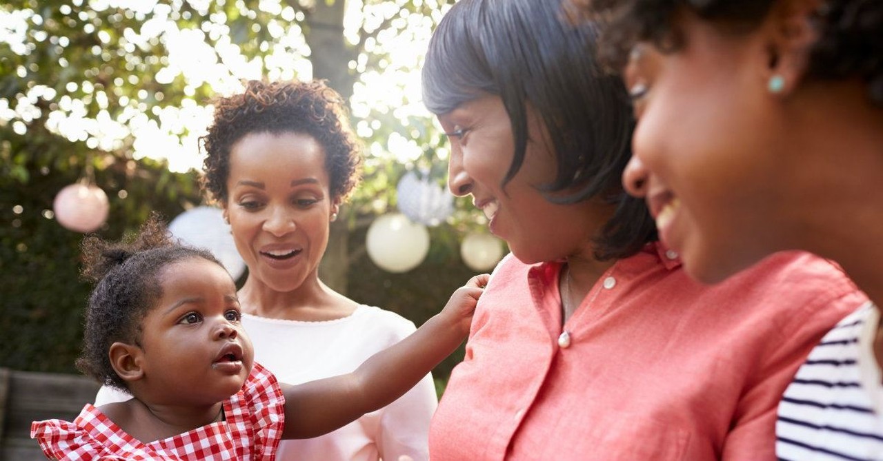 Verse 9: Gratitude (Psalm 136:1)